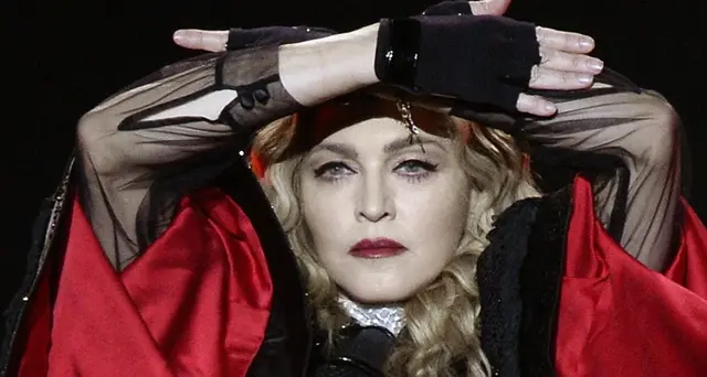 Coronavirus, Madonna e Pearl Jam cancellano concerti