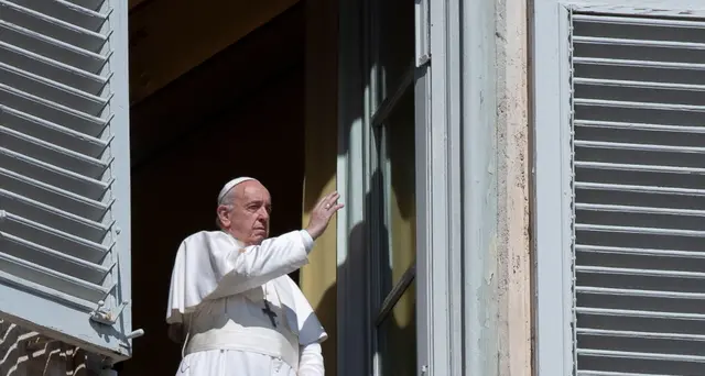 Papa esce, e prega in 2 chiese di Roma