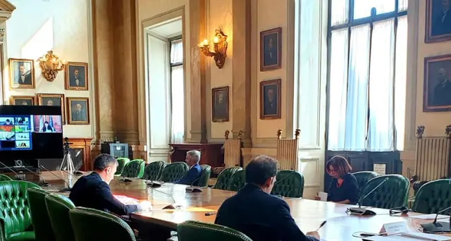 FdI, Azzolina come Ponzio Pilato