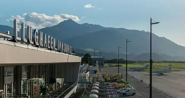 Coronavirus, chiude l'aeroporto di Innsbruck