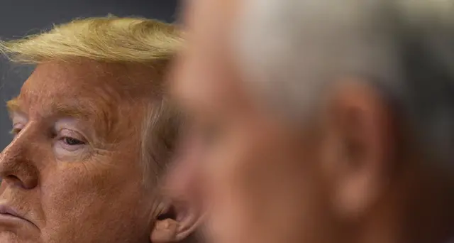 Trump, mondo pagherà per colpa Cina