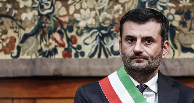 Decaro,31/3 bandiere mezz'asta in Italia