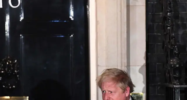Boris Johnson positivo al coronavirus