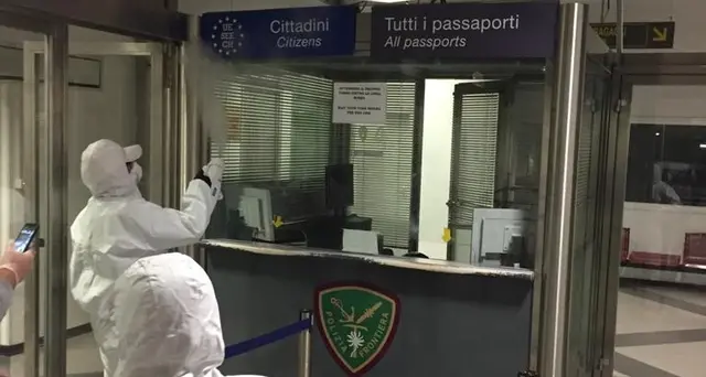 Giovane positivo in aereo fino a Palermo