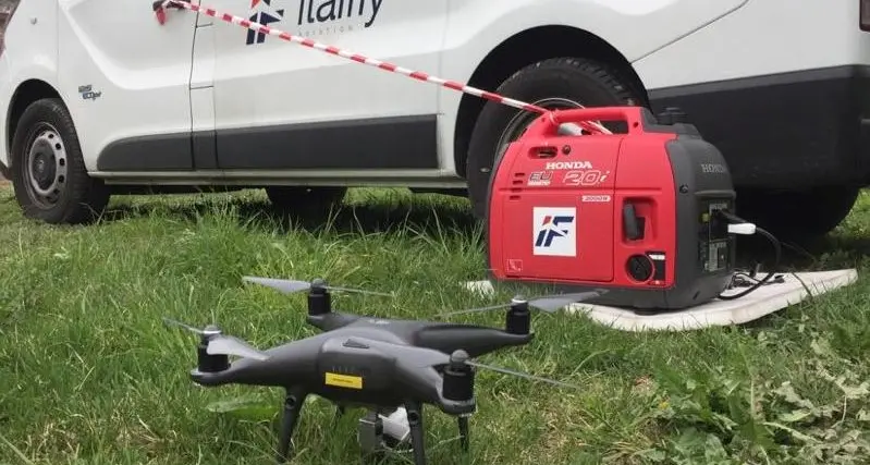 Coronavirus, un drone per controllare le strade di Bolzano