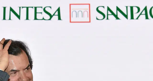 Intesa Sanpaolo, cda sospende dividendo