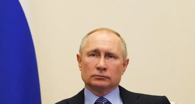 Putin,ad aprile stipendio senza lavorare