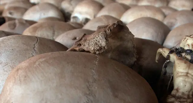 Ruanda ricorda genocidio a porte chiuse
