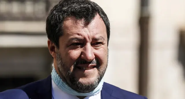 Salvini, agli ospedali medaglie, non Nas