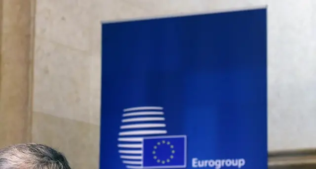 Eurogruppo trova intesa, palla ai leader