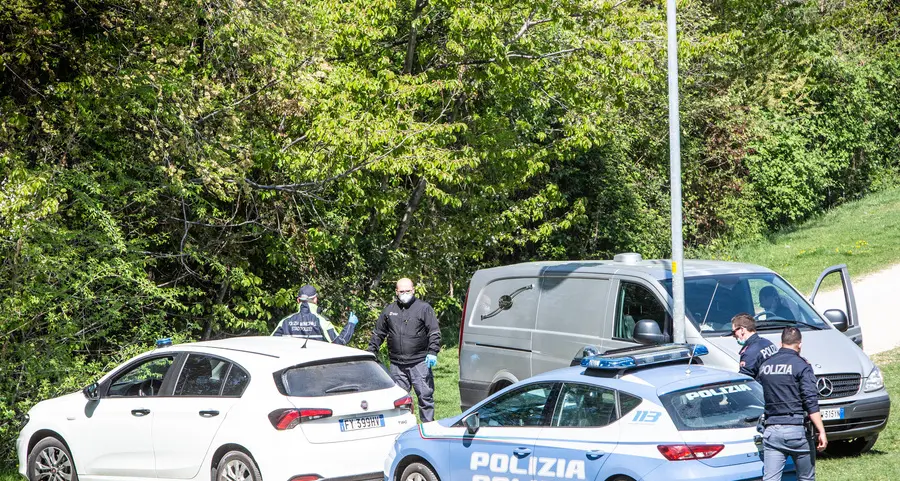 Il dramma di un’anziana in fuga dalla casa“prigione”