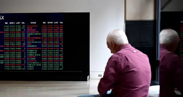 Borsa Hong Kong apre a +1,88%