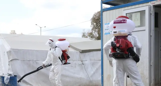 Papa dona ventilatori a Siria,kit a Gaza
