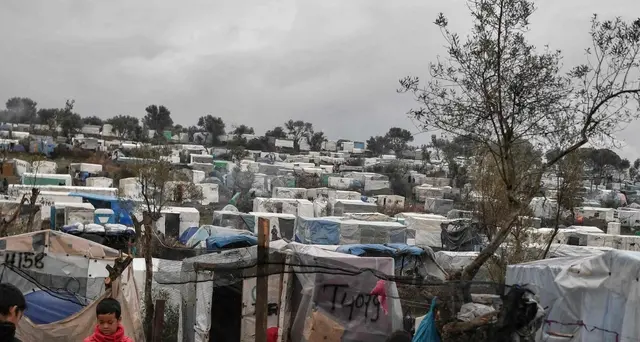 Grecia, 2 migranti feriti dalla polizia