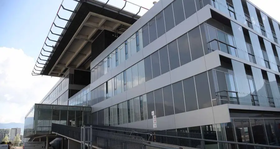 Nuovo ospedale, durante gli scavi rinvenuto amianto