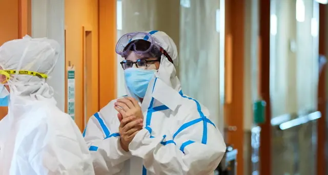 In Spagna record di sanitari infettati