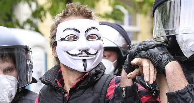 Proteste lockdown, 100 arresti a Berlino