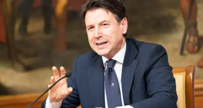 Coronavirus, Conte a Milano: \"Non ci sono le condizioni per tornare alla normalità\"