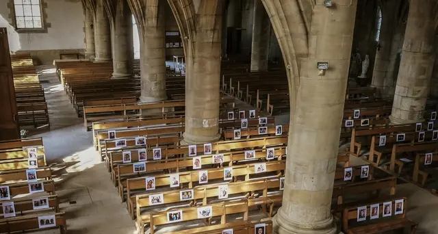 Francia, luoghi culto aperti,no funzioni