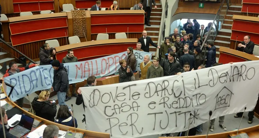 Vitalizi, batosta per gli ex consiglieri