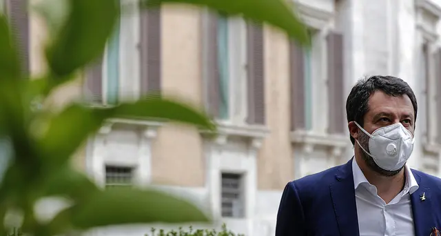 Salvini, non condivido scelte Berlusconi