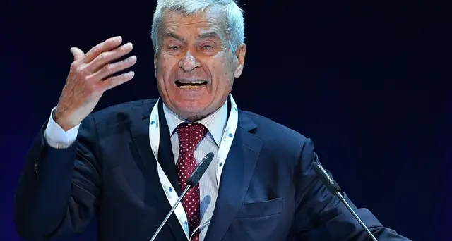 Confcommercio, -84 miliardi di consumi