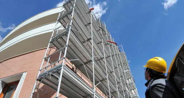 Patuanelli, l'ecobonus salirà al 120%