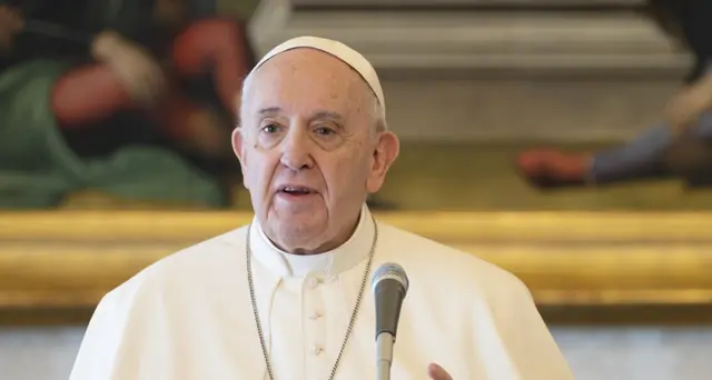 Papa, dare dignità al lavoro migranti