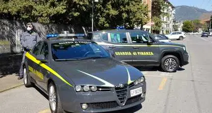 La Finanza di Riva sequestra 3.588 mascherine importate dalla Cina