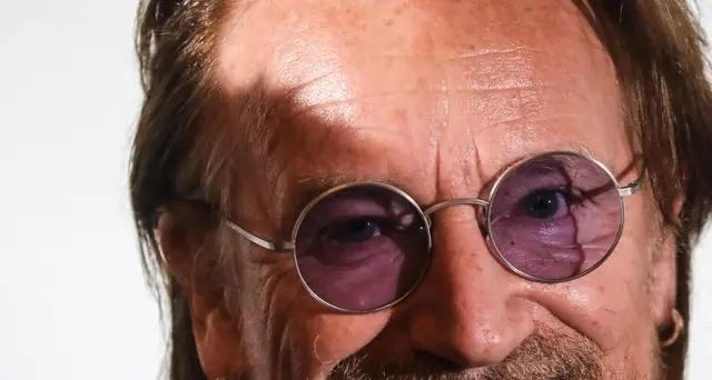 Musica e impegno, gli splendidi 60 anni di Bono Vox