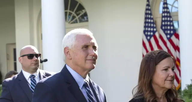 Portavoce Pence nega autoisolamento