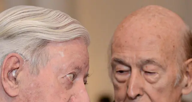 Giscard d'Estaing accusato di molestie
