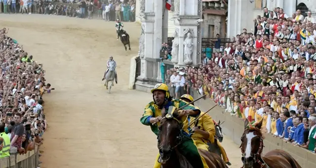 Palio Siena annulla Carriere 2020