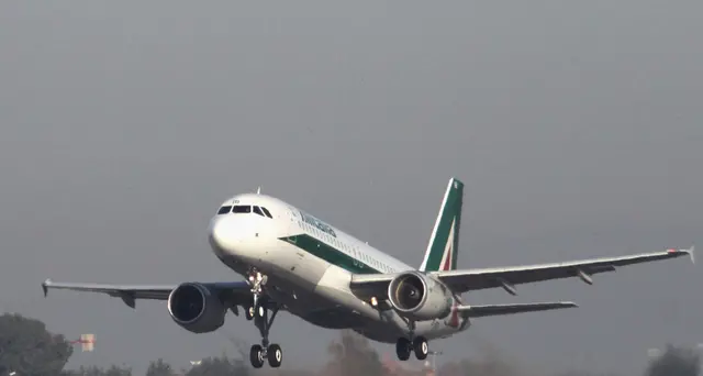 Spagna apre a voli e traghetti da Italia