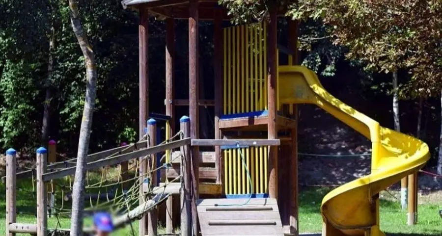 Parchi giochi aperti a Silandro «Vitale disinfettare le mani»