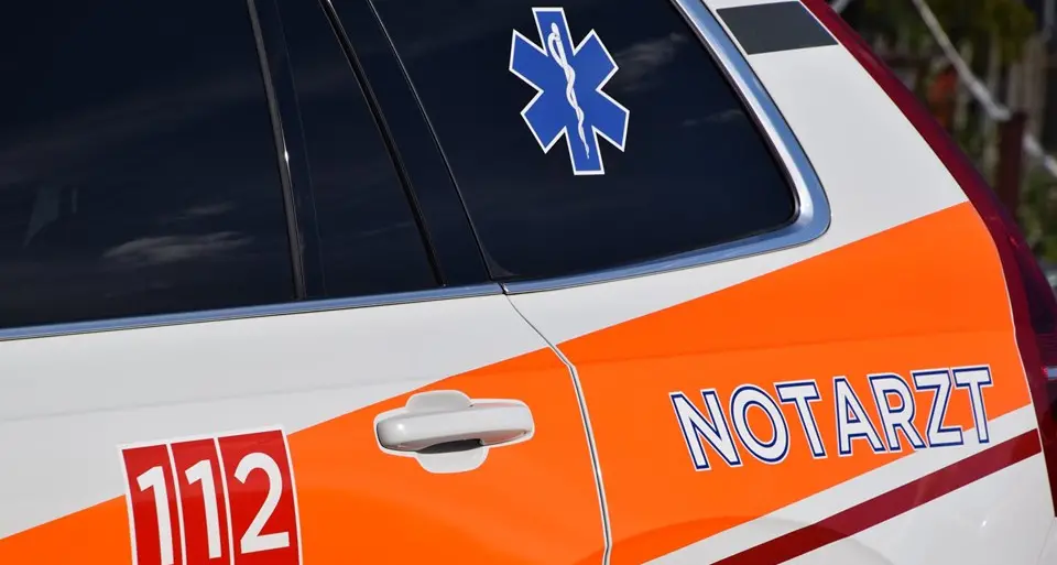 Tragedia in val Venosta, morto schiacciato sotto il trattore