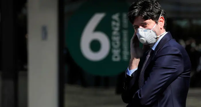 Coronavirus, Speranza: a settembre le scuole riapriranno per tutti