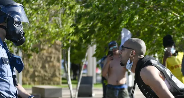 Minneapolis, terza serata di proteste