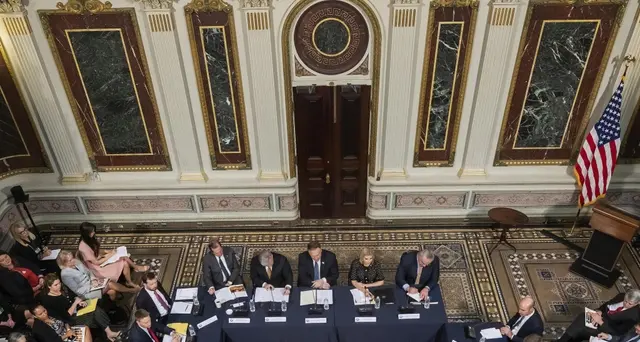 Casa Bianca, Trump è presidente di legge