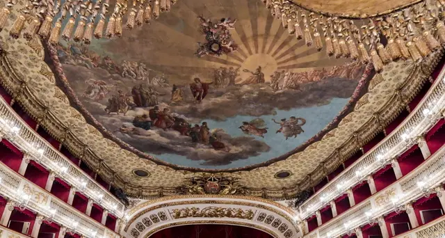 Al San Carlo aprirà la Bohème e da luglio in piazza