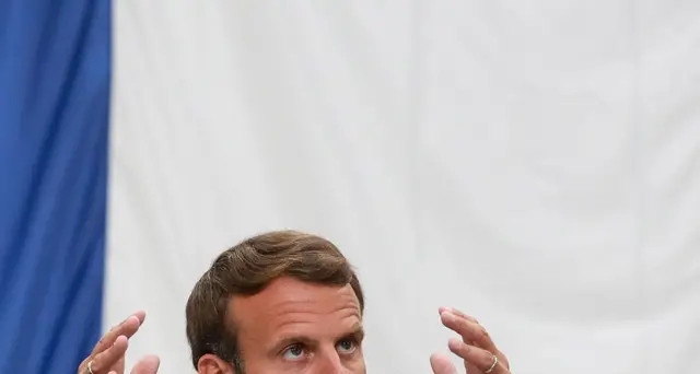 2 Giugno: Macron,'con Italia per Europa'