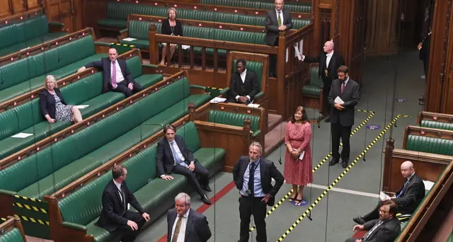 Parlamento Gb torna ai suoi riti