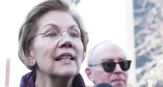 Minneapolis: anche Warren manifesta