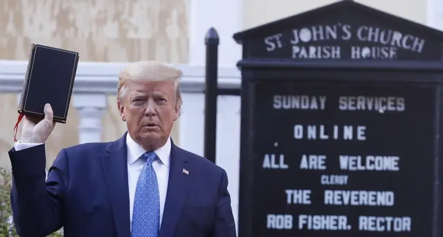 Rohani, Trump ha offeso le religioni