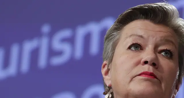 Ue, chiudere frontiere esterne fino 15/6