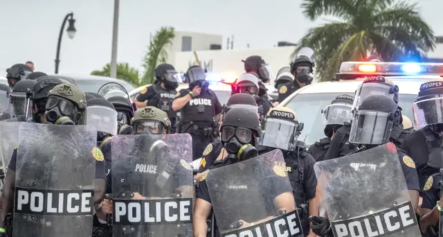 Usa, video altro nero ucciso da agenti