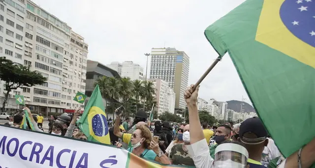 Duro attacco di Bolsonaro all'Oms