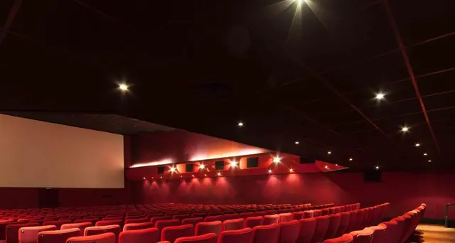 Esercenti, con mascherina in sala cinema non riaprono