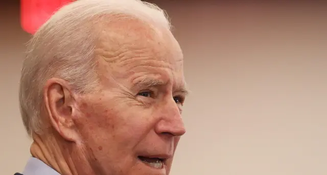 Biden, Trump alimenta il razzismo