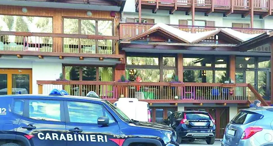 Malori degli studenti in vacanza a Folgarida, il virus sulle maniglie dell'hotel
